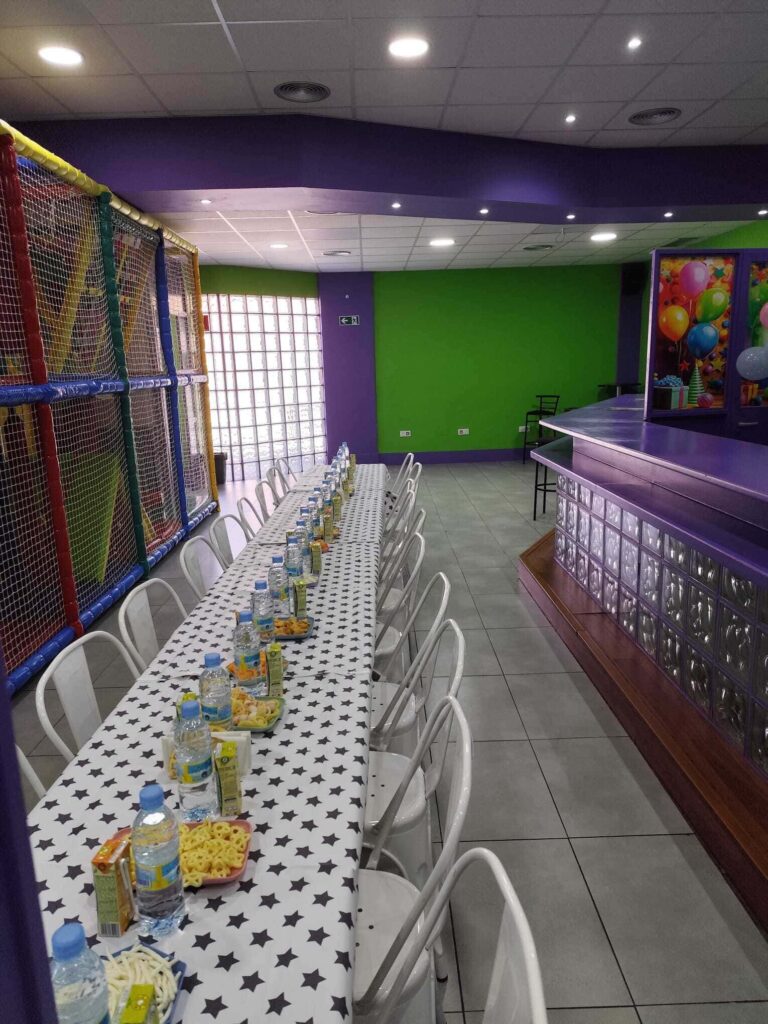 Sala de eventos, días sin cole, campamentos de verano en Tres Cantos